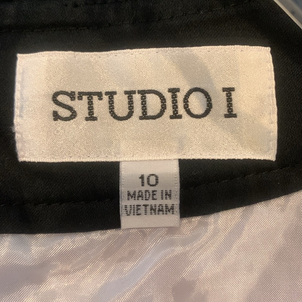 Two piece Set - Picture 4 of 7